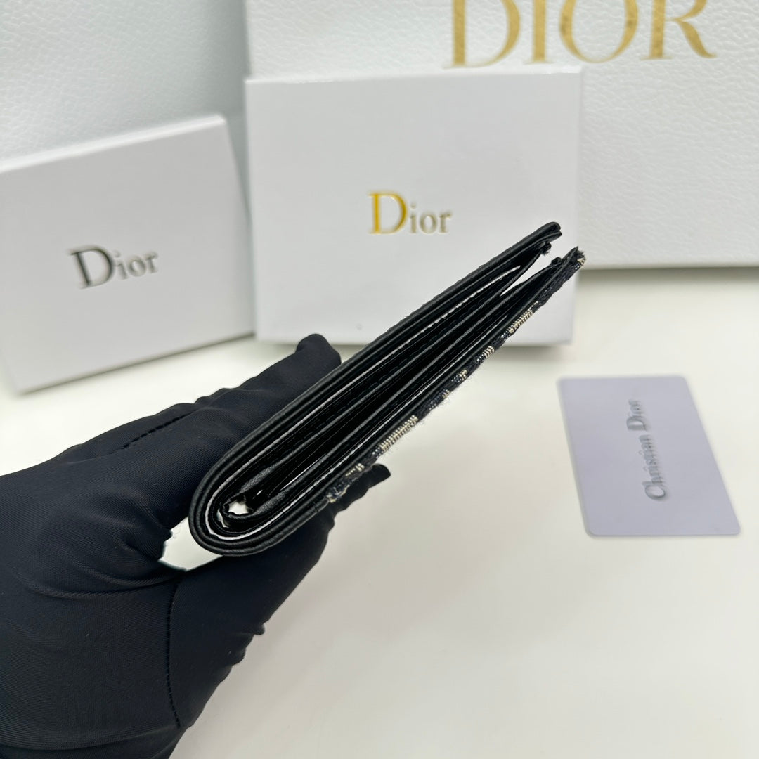 すぐにお届け☆【DIOR】CD Diamond コインケース付きウォレット