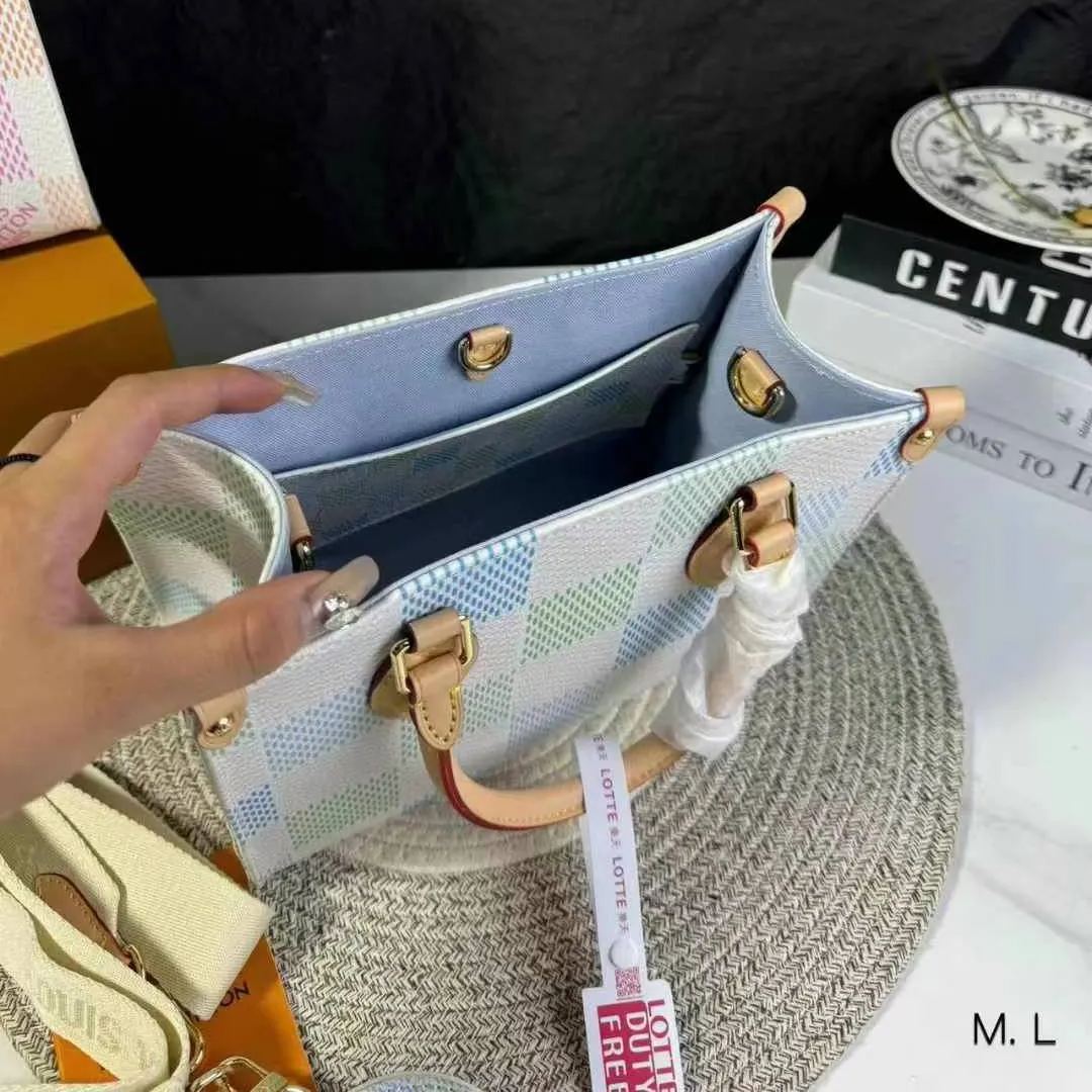 Louis Vuitton(ルイヴィトン) Lv 2024初春の新スタイル、新色オンザゴーマミーバッグ、新スタイルが登場、コスパの王様