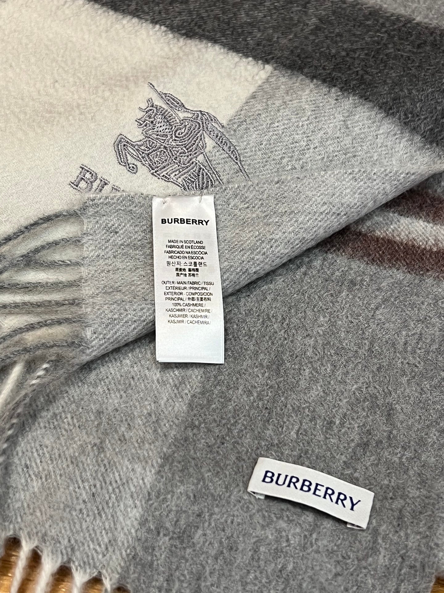 【BURBERRY バーバリー】スカーフ32*180CM 241108