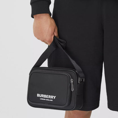 【BURBERRY】バーバリー ロゴ入り ナイロン ショルダーバッグ