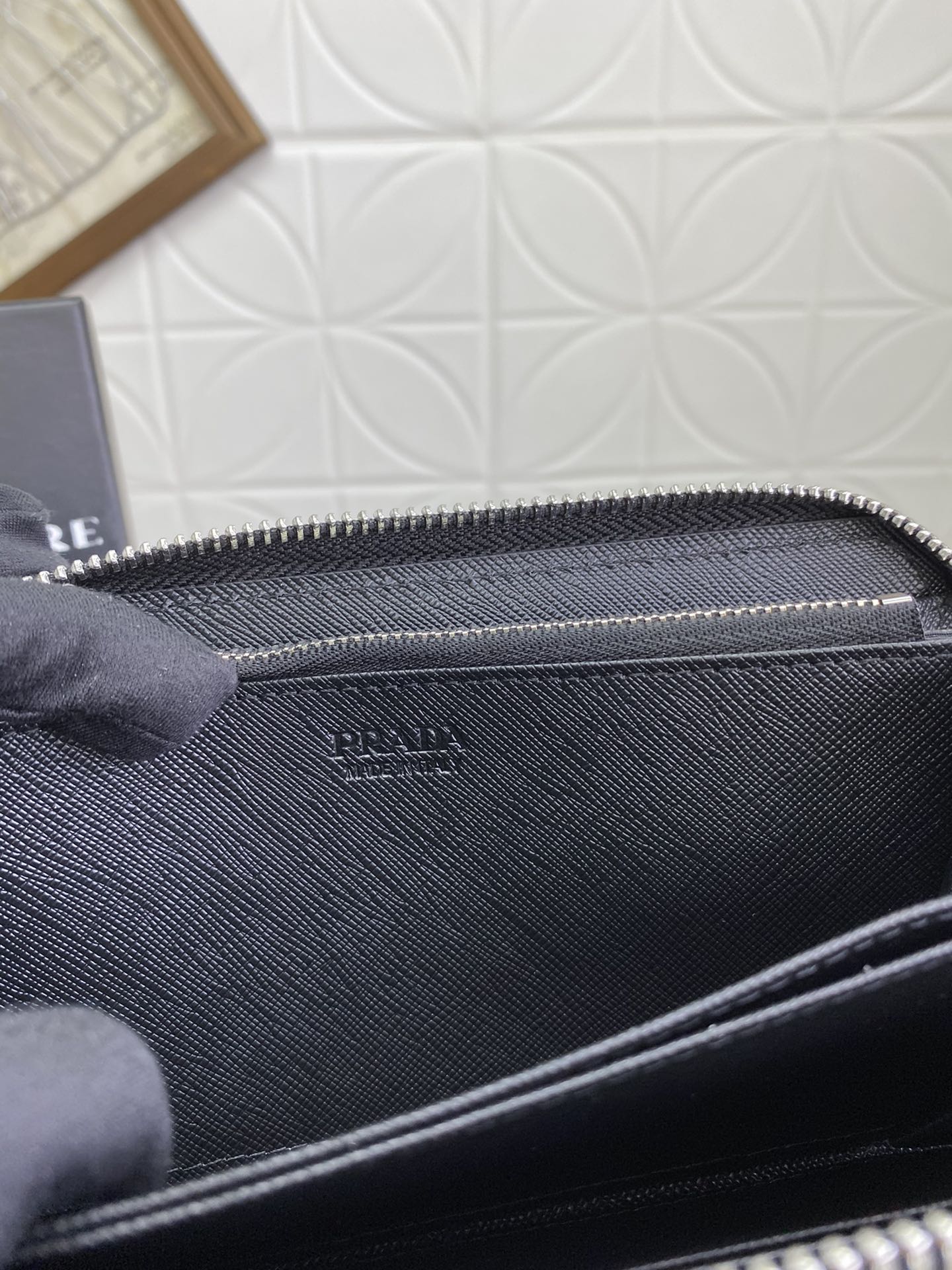 PRADA(プラダ) 財布19x12cm