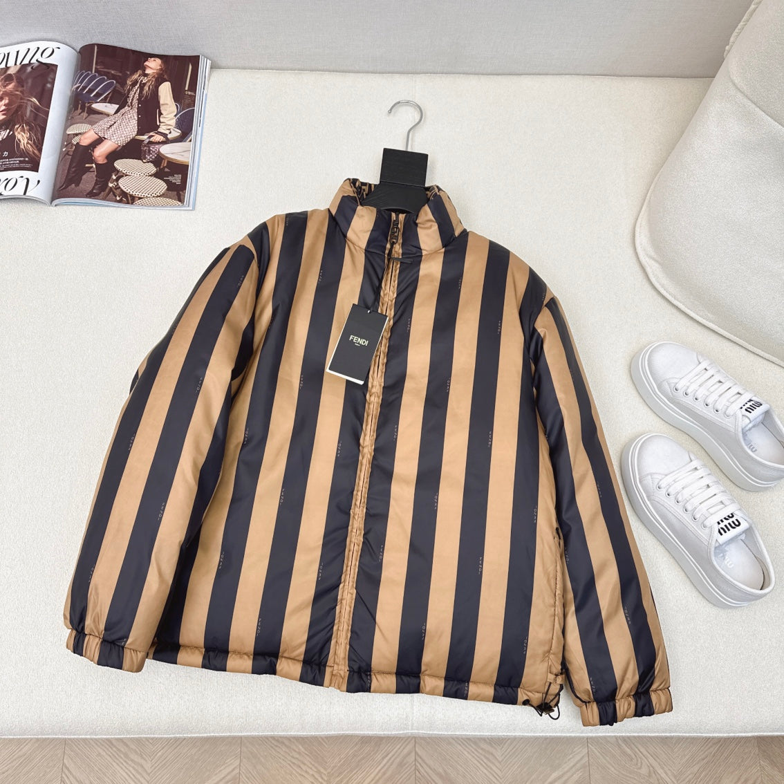 FENDI（フェンディ） 両面着可能ダウンジャケット ご好評に付き再入荷！