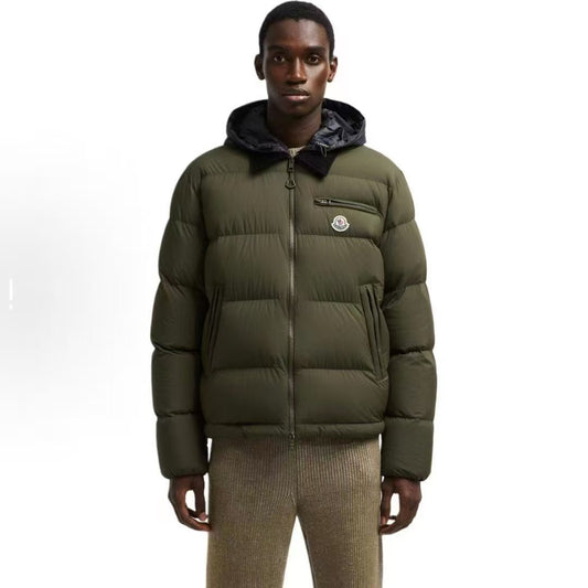 【Moncler全国送料無料】【即日出荷】新作数量限定予行販売モンクレールダウンジャケット