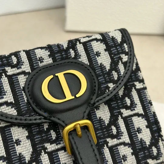 Dior ディオール 財布 10 x 8.9 x 2.2cm