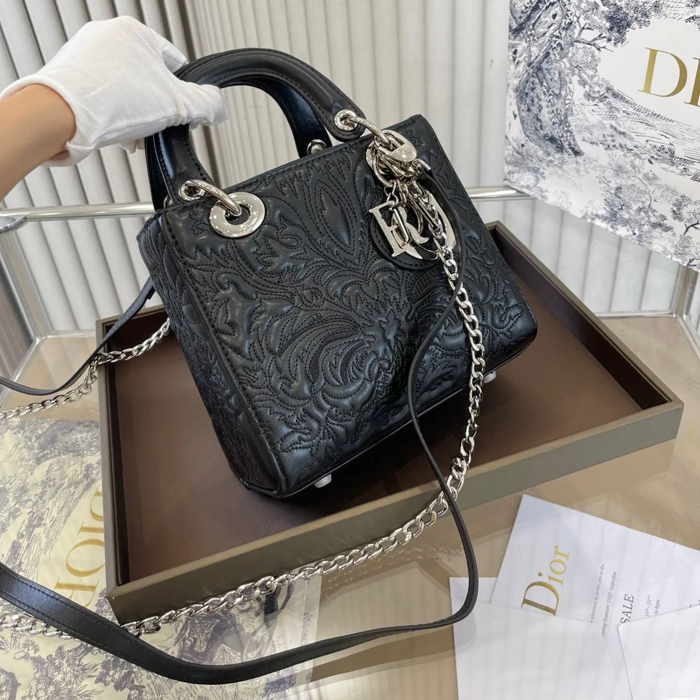 人気カラーお早めに【Dior】LADY DIOR MY ABCDIOR バッグ ラテ