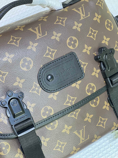 エレガント☆Louis Vuitton☆LV トレイル ショルダーバッグ M46972