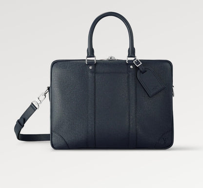 《新作登場☆》ルイヴィトン ポルト ドキュマン・ヴォワヤージュ M30975