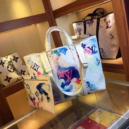 LVルイヴィトンNEWTOTEラージハンドバッグ