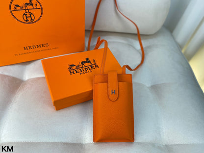 HERMES 携帯電話バッグ
