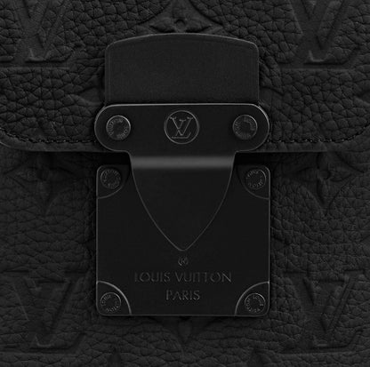 LOUIS VUITTON★S-LOCK VERTICAL WEARABLE WALLET★メンズ★送込
