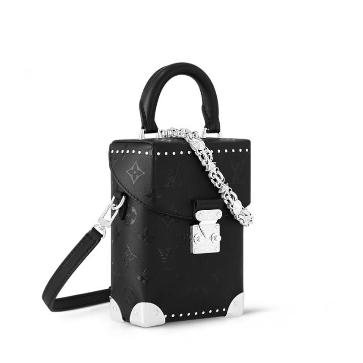 《ロックな雰囲気★》Louis Vuitton カメラボックス M11269