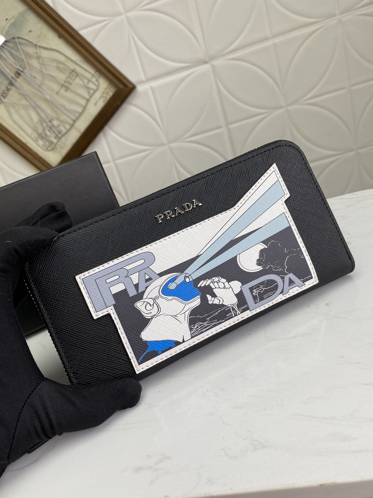 PRADA(プラダ) 財布19x12cm