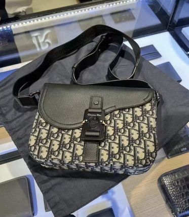★素敵！大人気【 DIOR 】SADDLE メッセンジャーバッグ