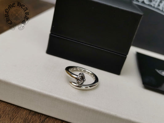 【Chrome Hearts】 男性と女性のためのクロエハートファッションパーソナリティリング