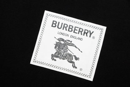 【 Burberry 旗艦店】ご好評に付き再入荷！！