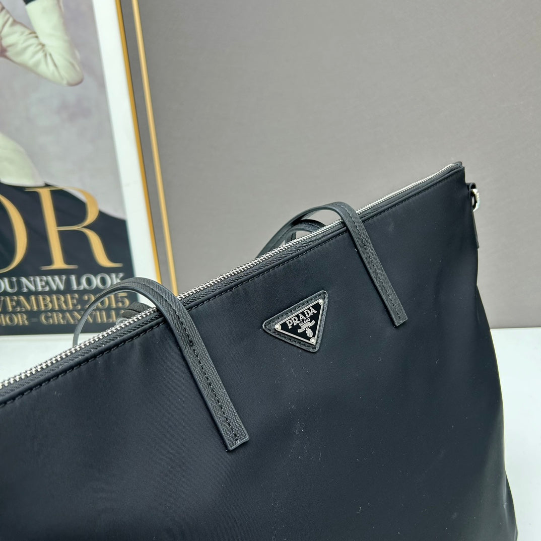 【PRADA 公式旗艦店】プラダ ハンドバッグ 当日出荷 好評に付き再入荷36*34*13CM