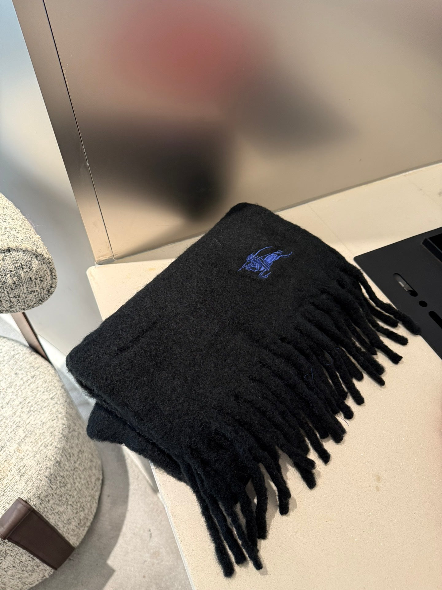 【BURBERRY バーバリー】スカーフ23*185CM 241108