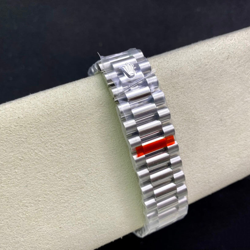 ロレックス デイデイト40 228206-0044