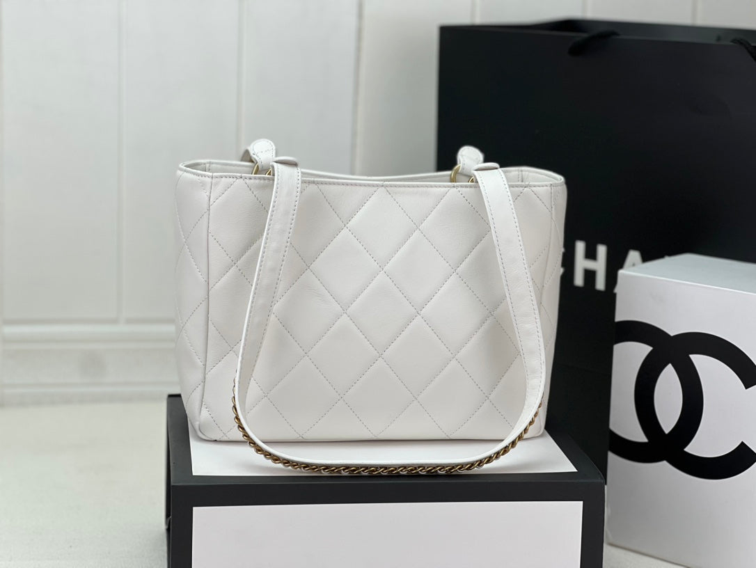 Chanel SHOPPING BAG AS3508