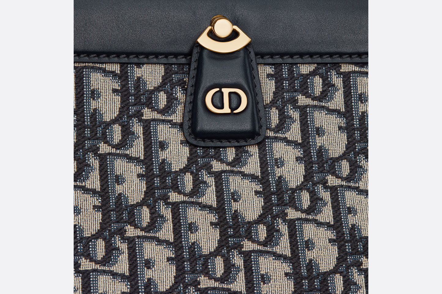 2023年の最新スタイル .人気商品大推薦！——DIOR KEY ミディアムバッグ。夏のマストアイテム☆お早めに！