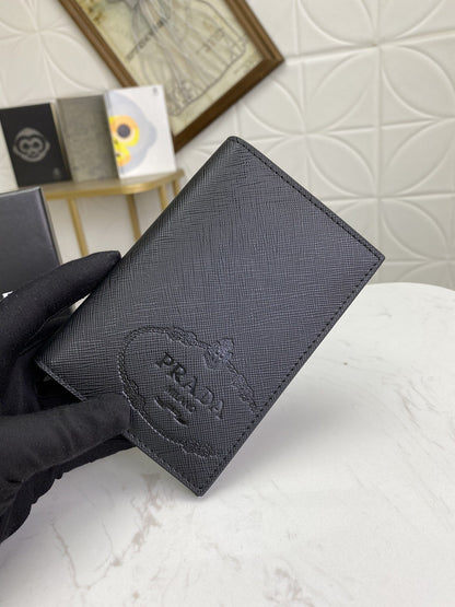 PRADA(プラダ) 財布9.5x14cm