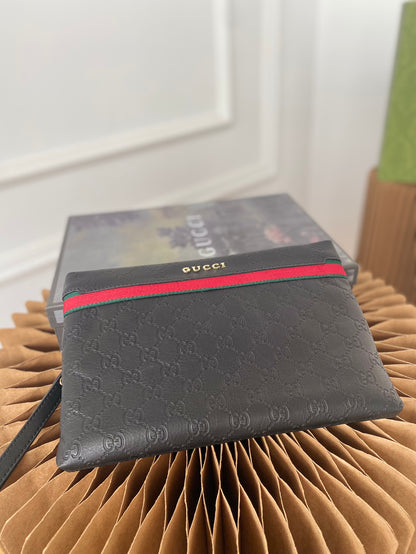 GUCCI(グッチ)クラッチバッグ 28*18 cm