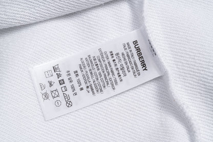 【 Burberry 旗艦店】ご好評に付き再入荷！！