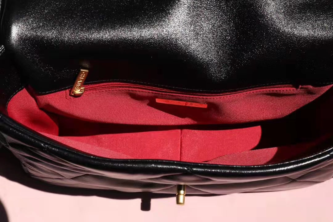 CHANEL 19 LARGE HANDBAG AS1161B0485294305