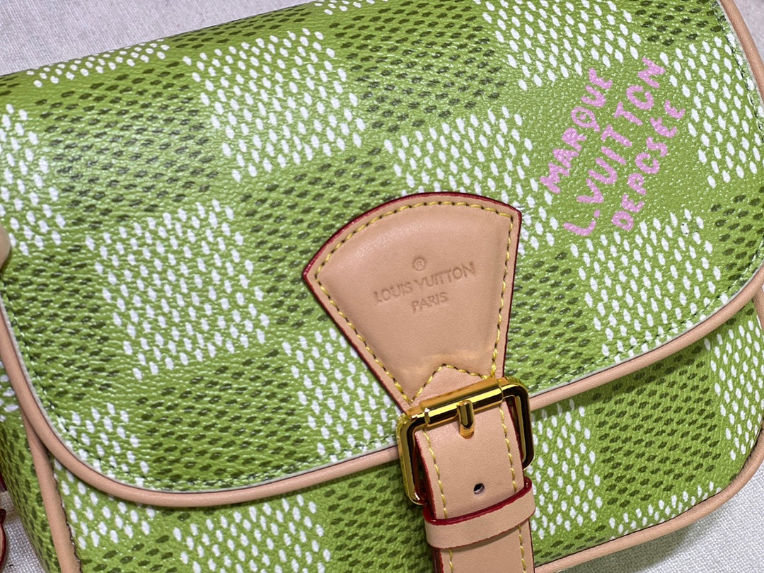 【LOUIS VUITTON】モンスリ メッセンジャーバッグ PM モノグラム M47060