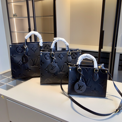 【LOUIS VUITTON】LV 2023 新製品 専門店定番の大きい押し花シリーズで、定番Onthego Toteショッピングバッグ