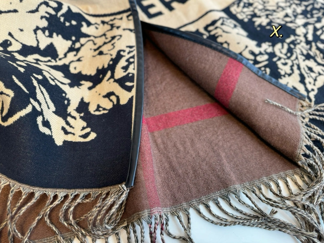 【BURBERRY バーバリー 】バーバリー最新作ナイトウォーホース両面ジャガードショールケープ‼ ️定番中の定番