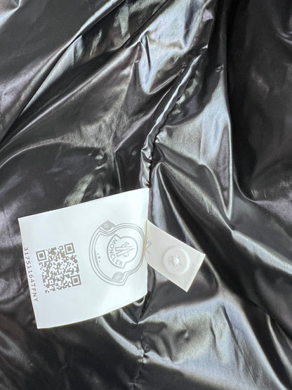 【MONCLER旗艦店】（モンクレール） ダウンジャケット ご好評に付き再入荷！