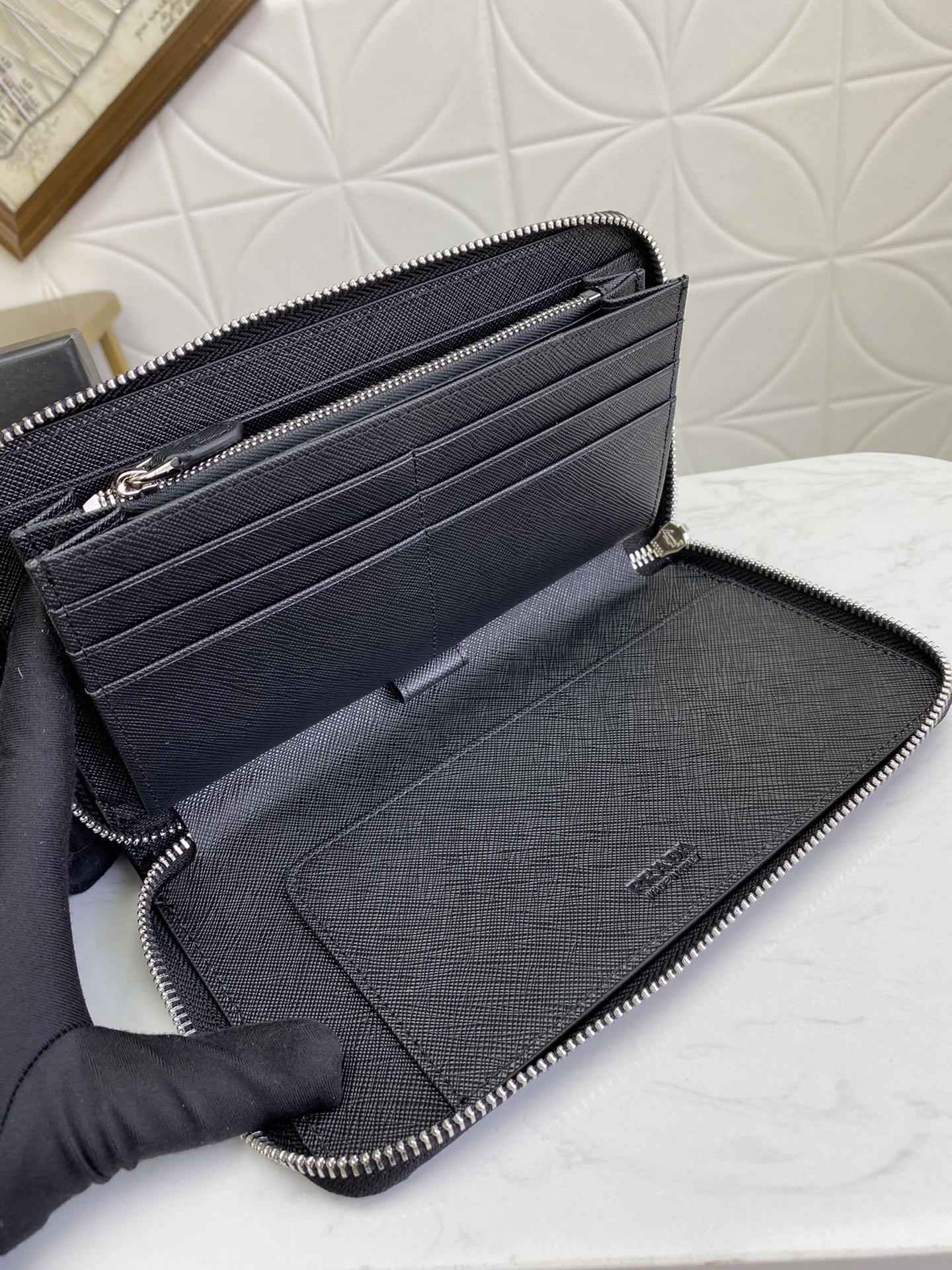 PRADA(プラダ) 財布 21x12cm