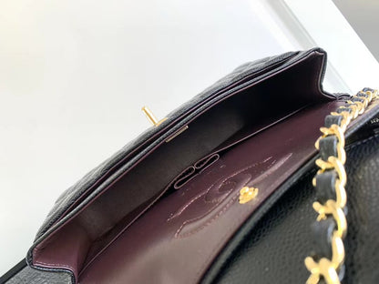 Chanel Flap Bag Carviar Leather Black Medium 1112