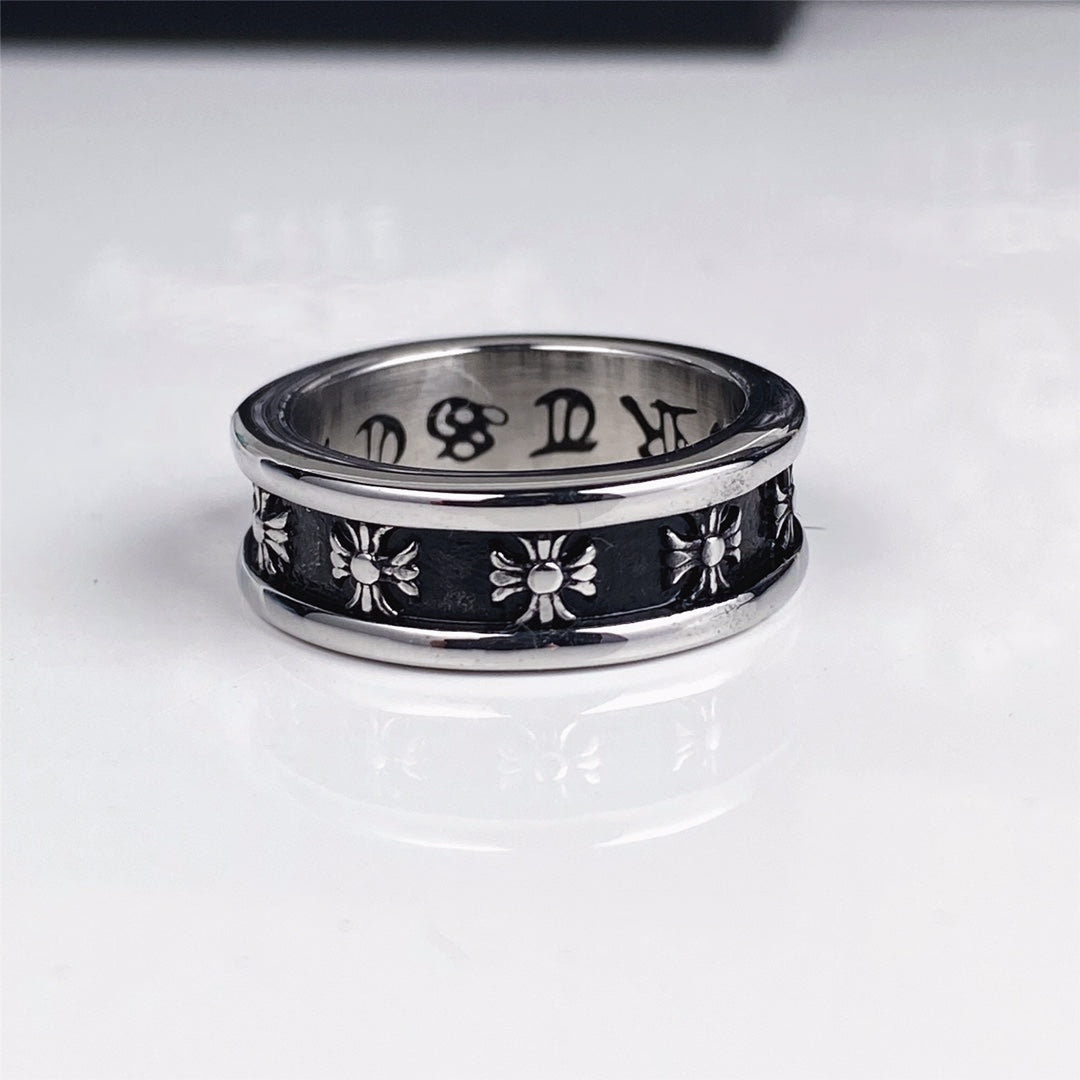 Chrome Hearts(クロムハーツ)クロスカービングリング